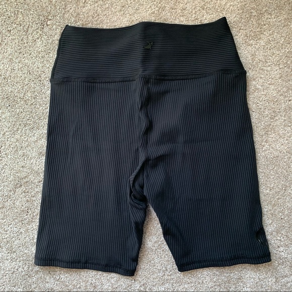 Cyclebar Ribbed Bike Shorts - Picture 4 of 6